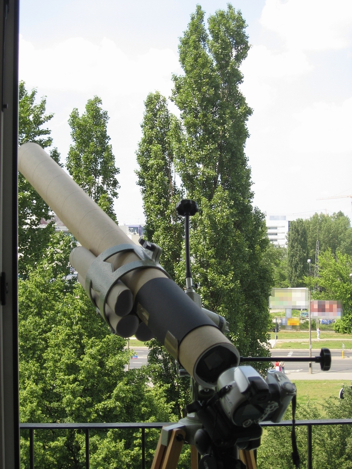 spektroskop na statywie spektroskop na statywie