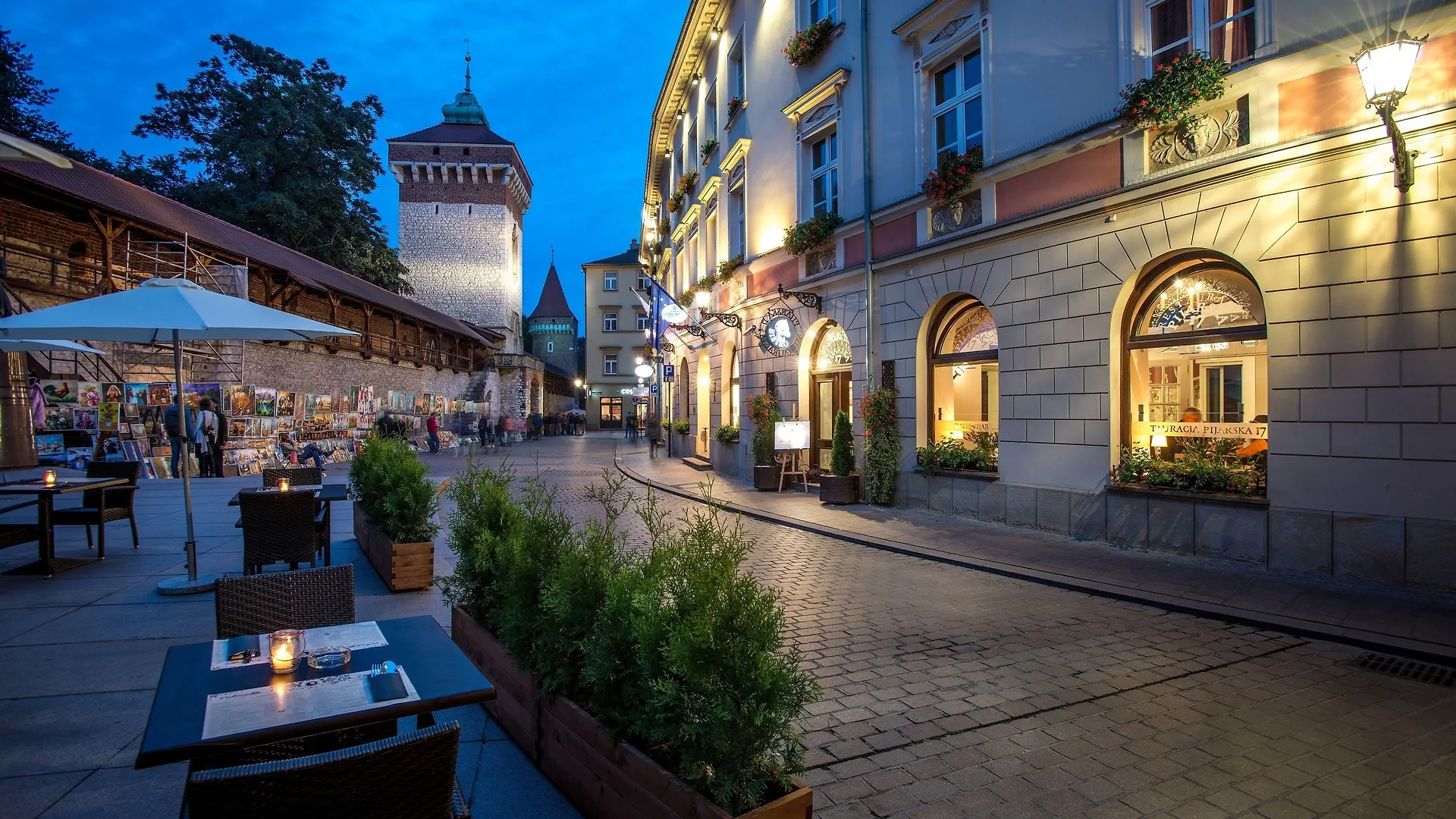 2 Smart Business Hotels in Centrum Krakow Worth Booking