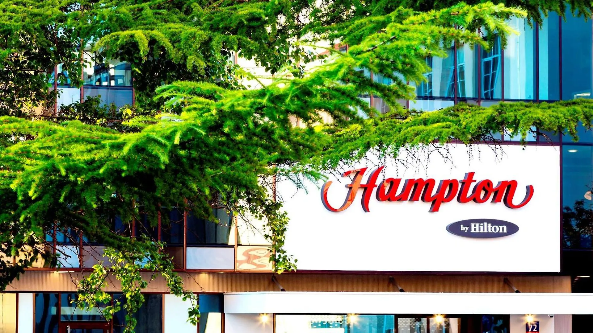 8 Top-Rated Airport Hotels in Śródmieście, Warsaw