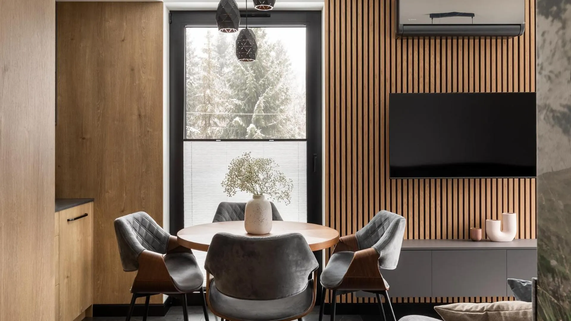 Staying Near Pod Nosalem Ski Lift: 7 Family Hotels Compared