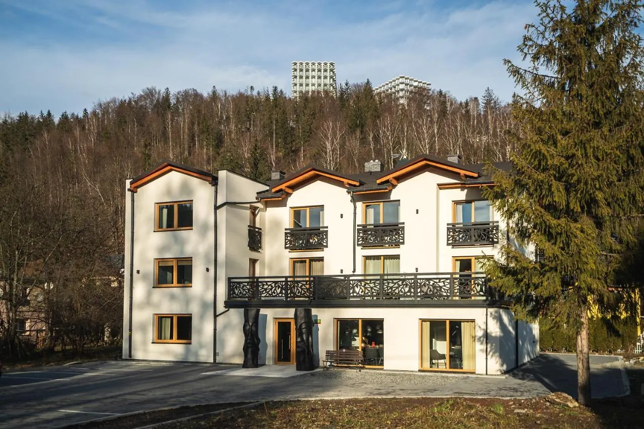 Where to Stay Near Skolnity Ski Lift: 6 Family Hotels