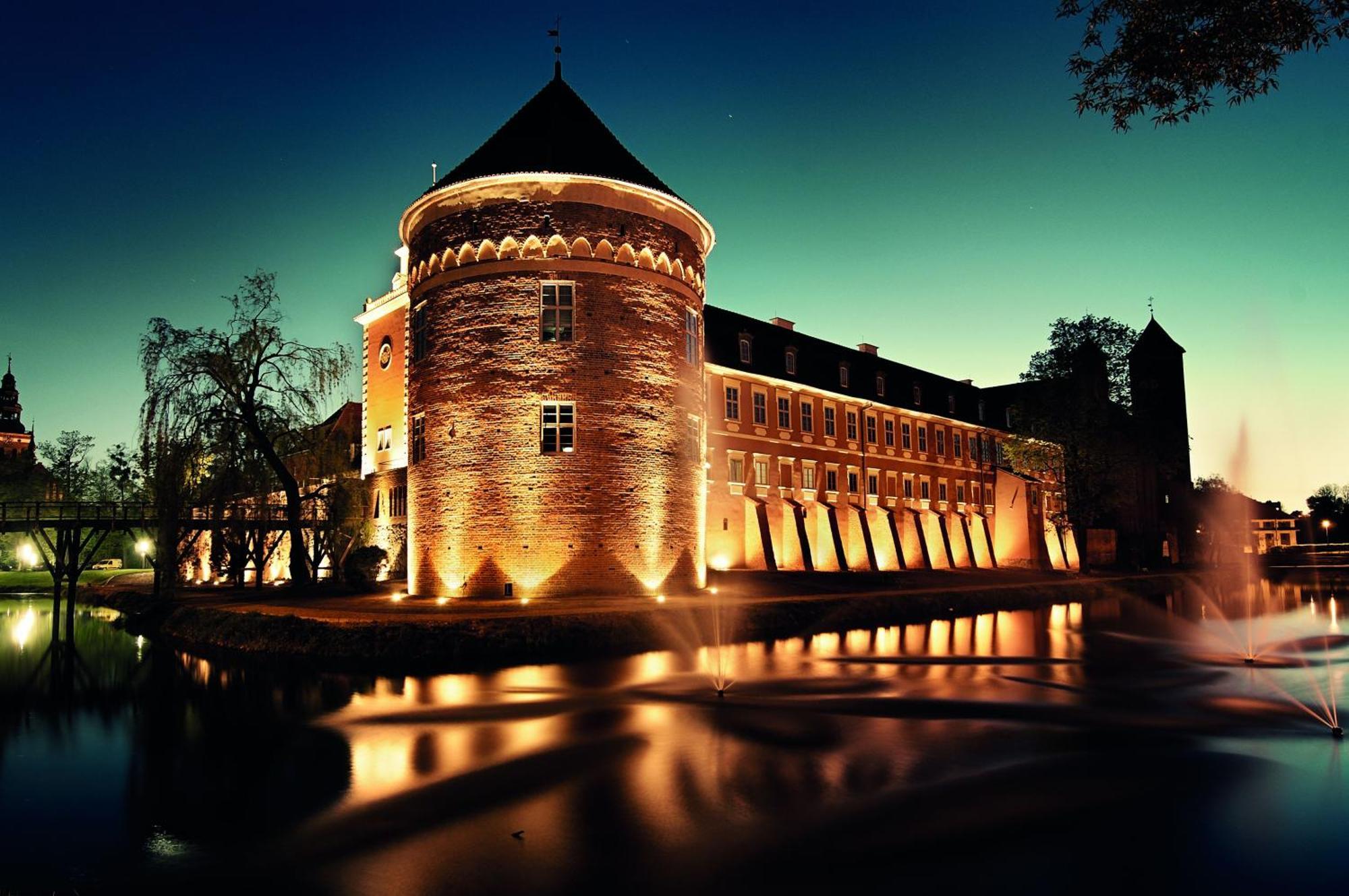 Where to Stay in Poland: 14 Best Romantic Hotels for Couples