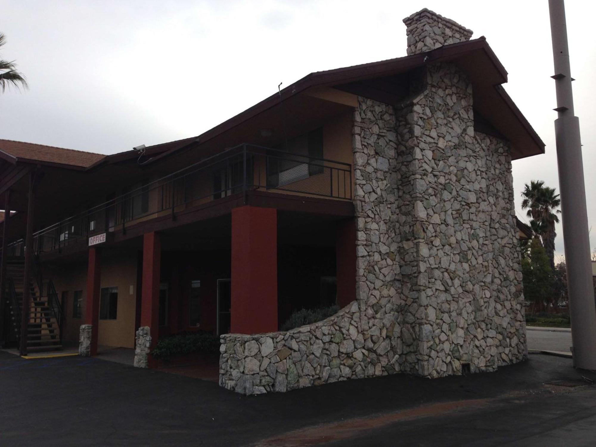 5 Smart 2-Star Hotels Near San Gorgonio Memorial Park